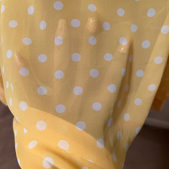 Nordstrom Ladies button down blouse with collar. - Picture 6 of 13